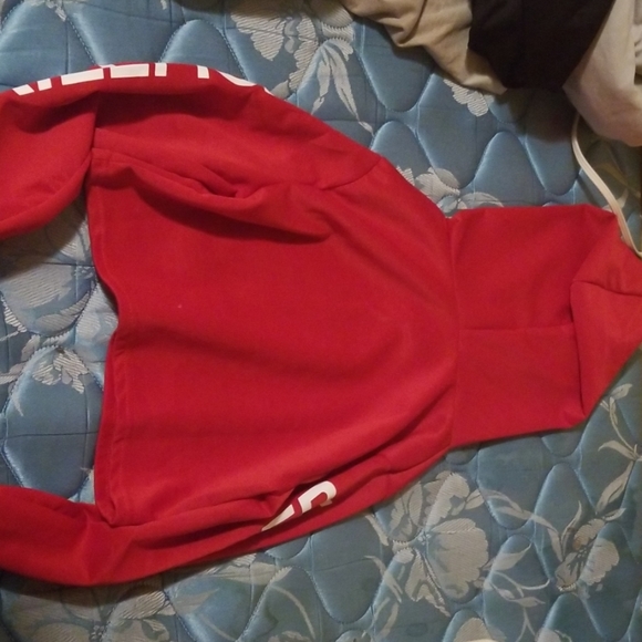 Crop hoodie - Picture 2 of 3